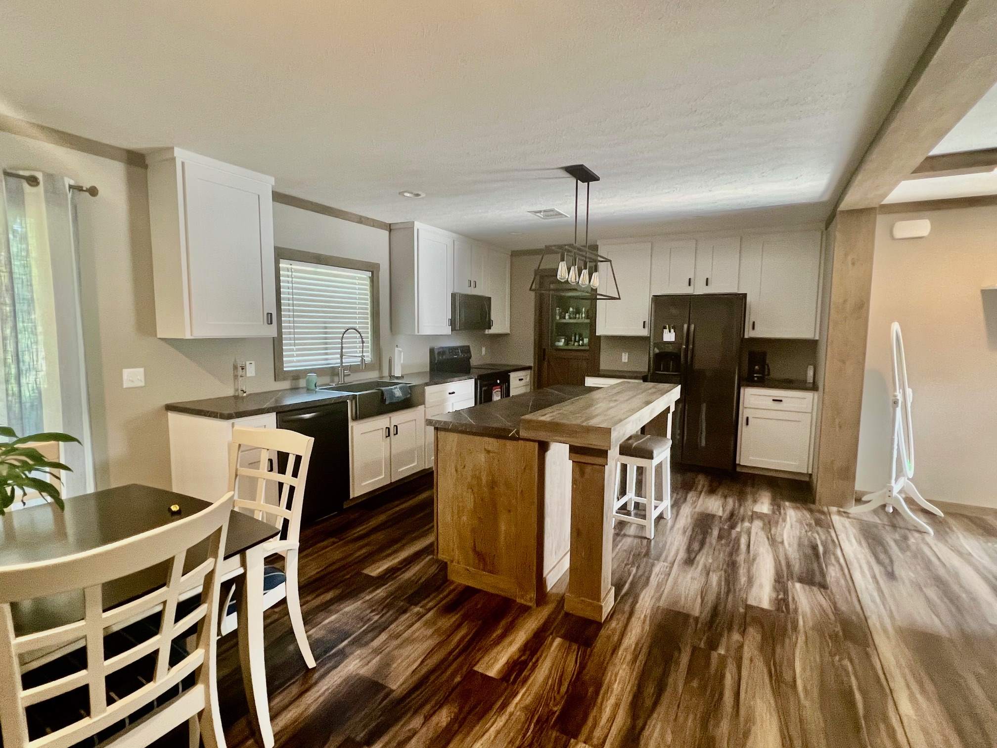 2144 2nd Street, Basile, LA 70515