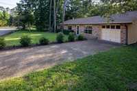 330 Lakeview Dr., Hideaway, TX 75771