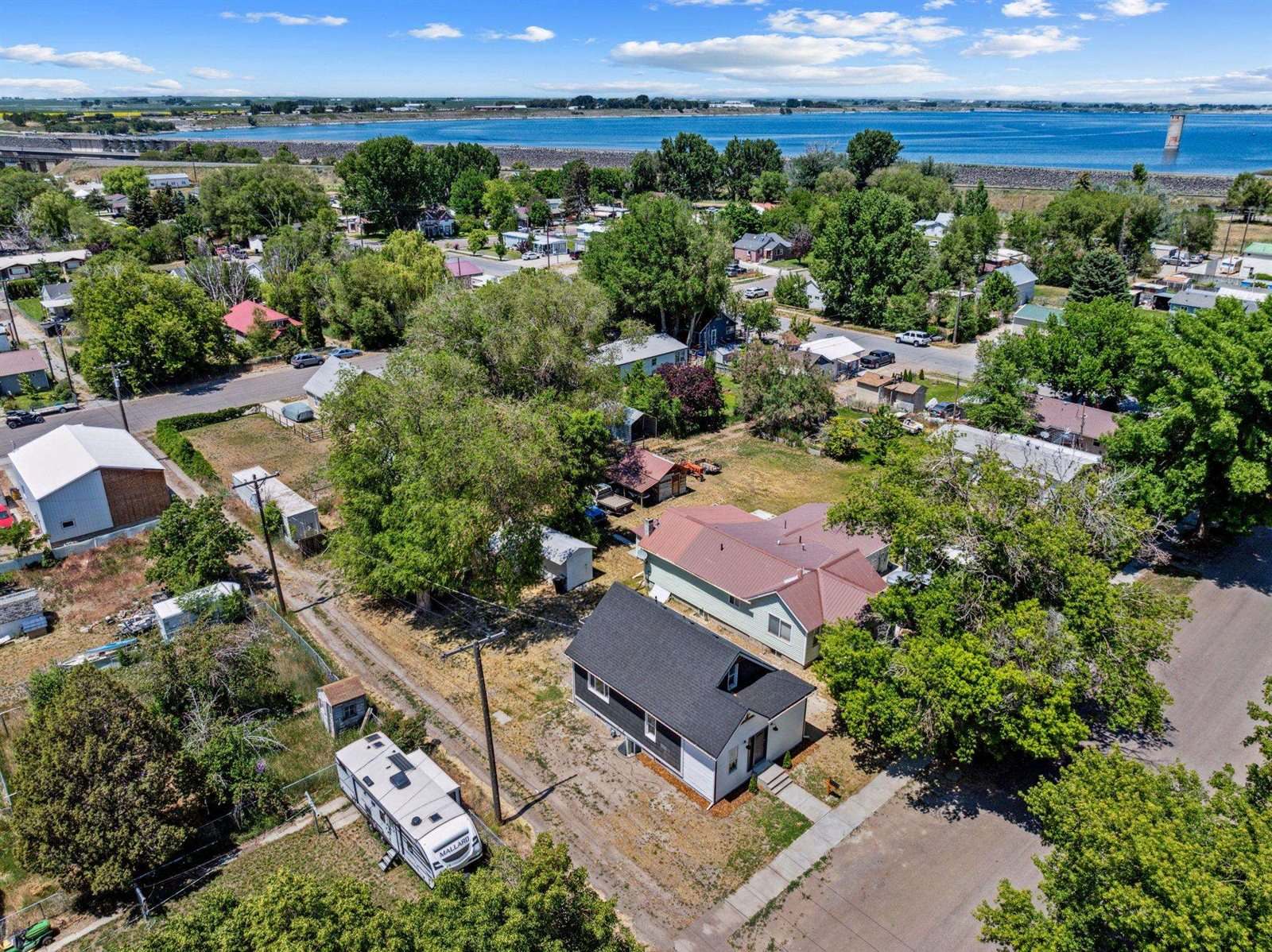 332 Arthur Street, American Falls, ID 83211