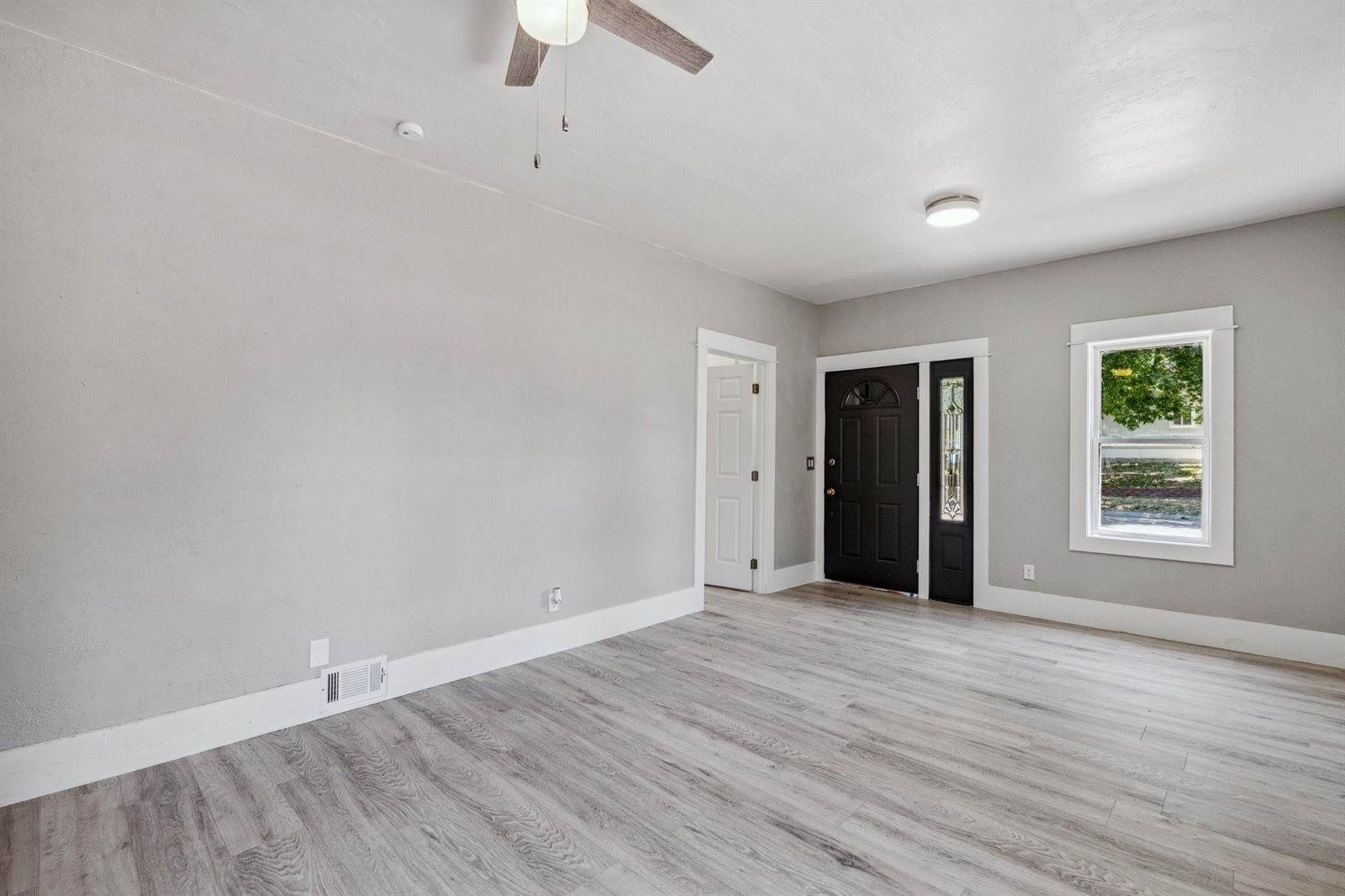 332 Arthur Street, American Falls, ID 83211