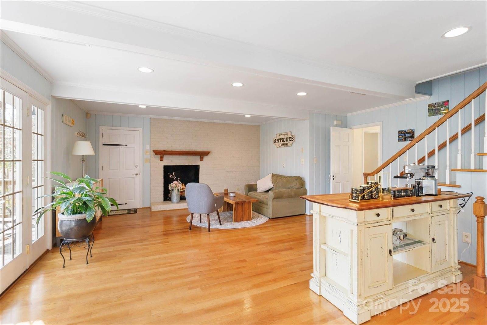 601 Highland Forest Drive, Charlotte, NC 28270