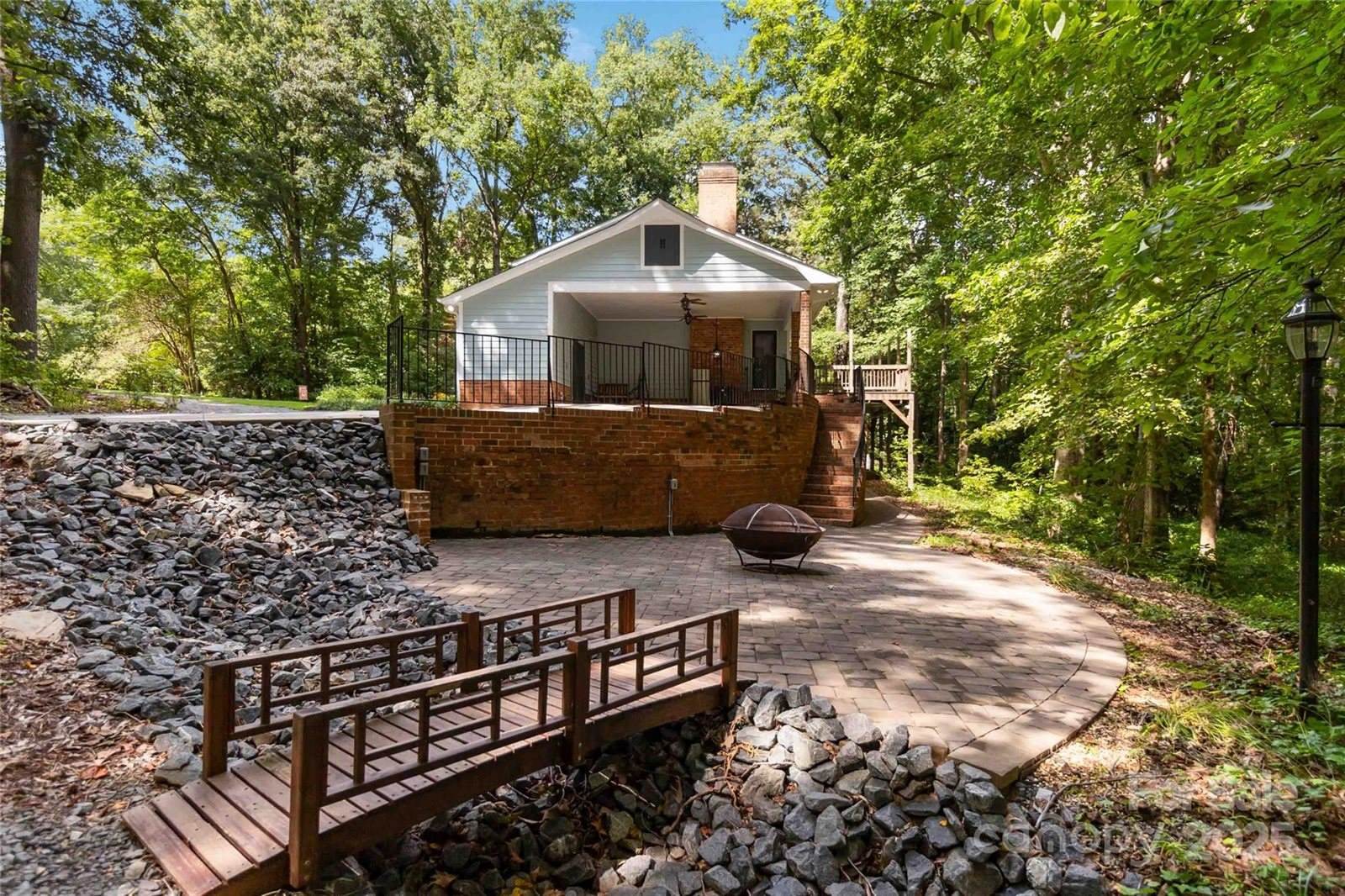 601 Highland Forest Drive, Charlotte, NC 28270