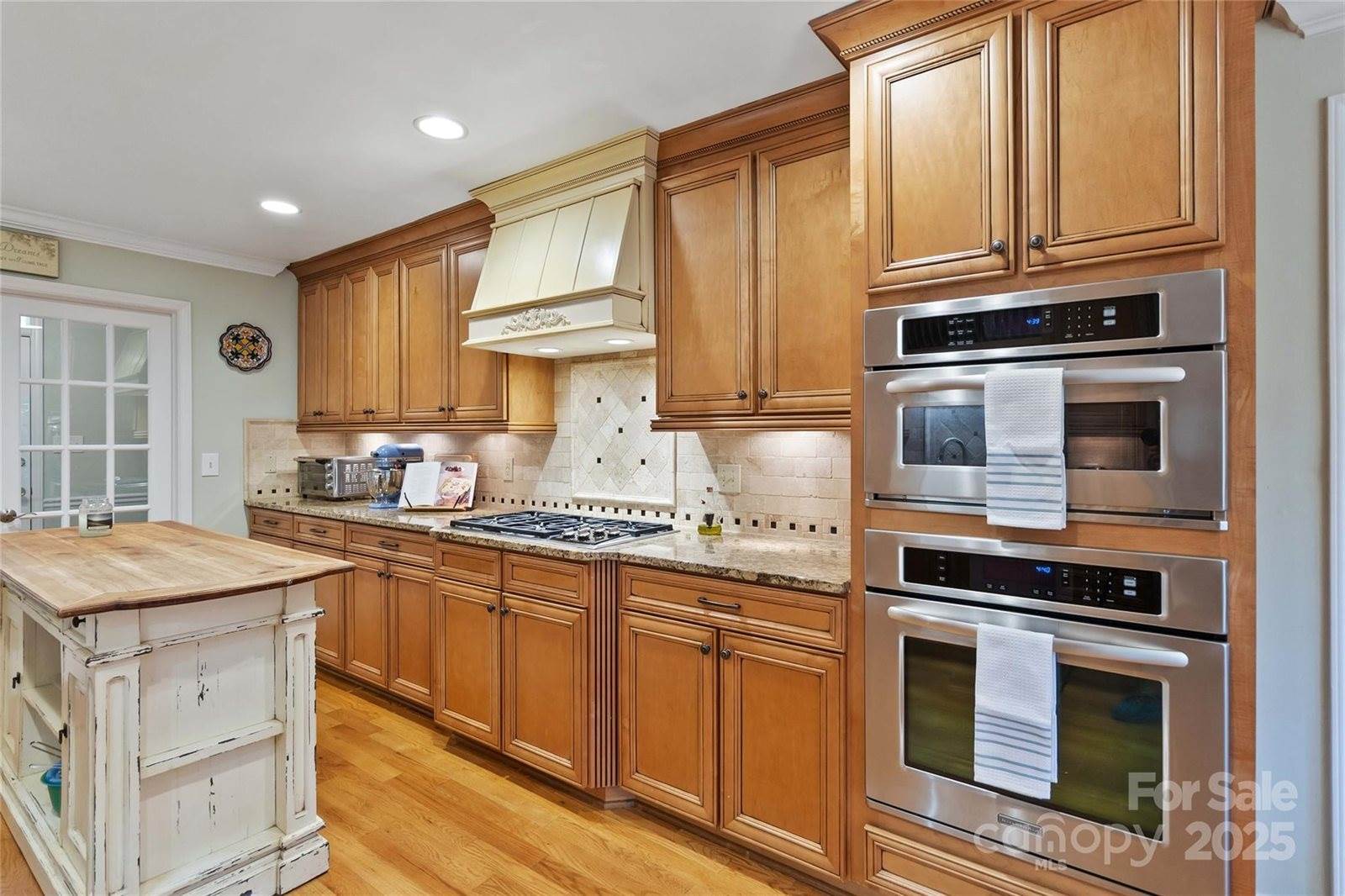 601 Highland Forest Drive, Charlotte, NC 28270