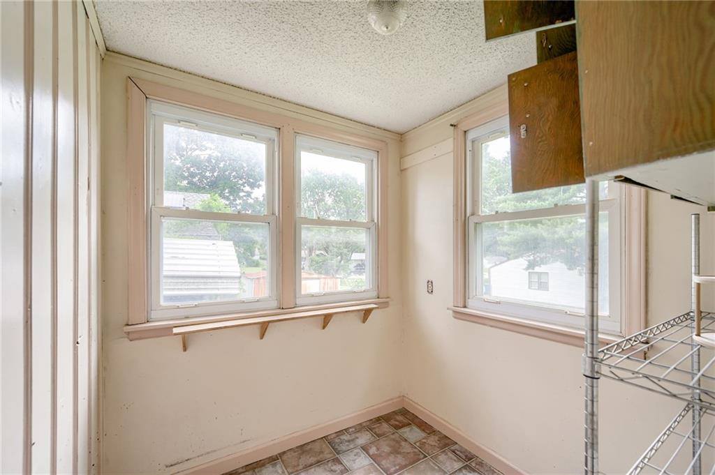 8721 East 74 Street, Raytown, MO 64133