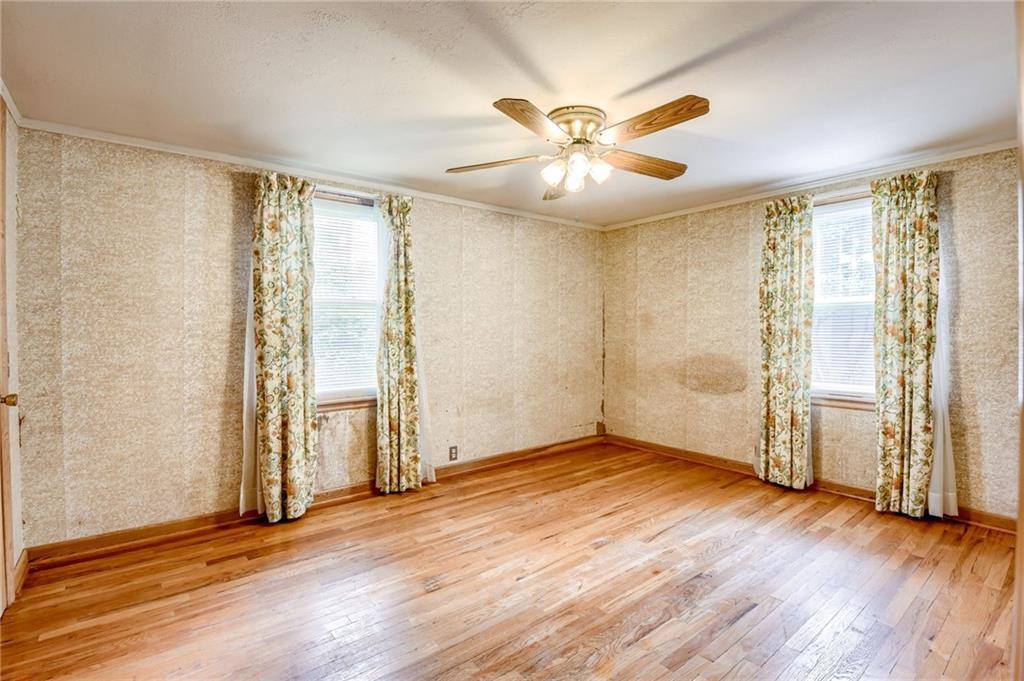 8721 East 74 Street, Raytown, MO 64133