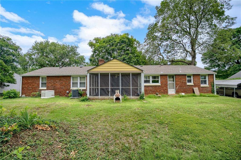 8721 East 74 Street, Raytown, MO 64133