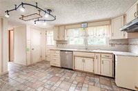 8721 East 74 Street, Raytown, MO 64133