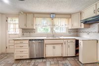 8721 East 74 Street, Raytown, MO 64133