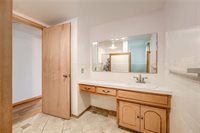 8721 East 74 Street, Raytown, MO 64133