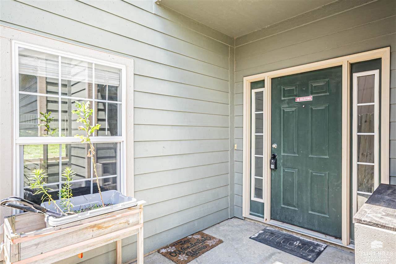 2120 Brooke Bend, Junction City, KS 66441