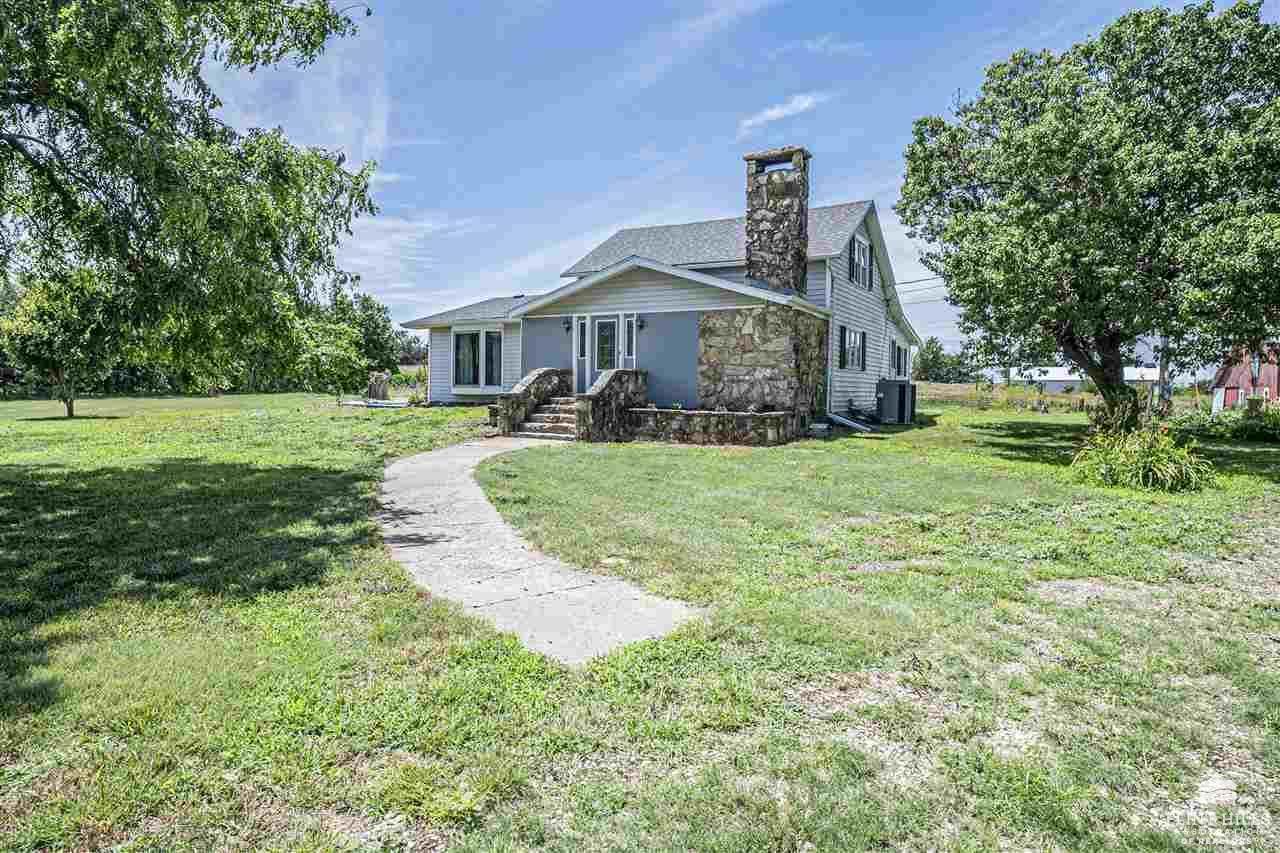 1426 8th Road, Wakefield, KS 67487