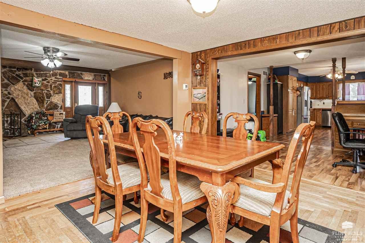 1426 8th Road, Wakefield, KS 67487