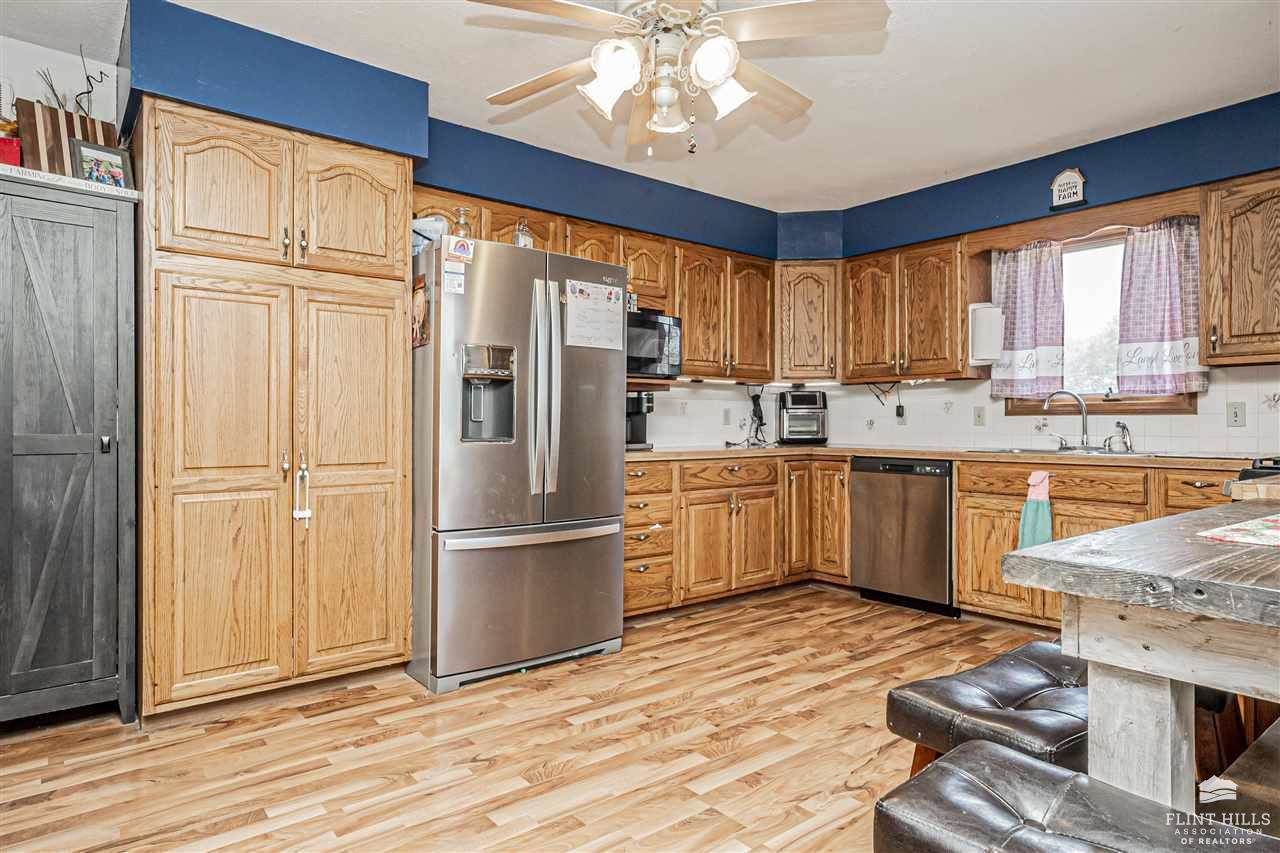 1426 8th Road, Wakefield, KS 67487