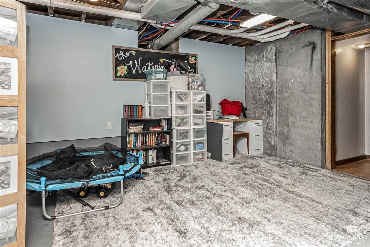 1426 8th Road, Wakefield, KS 67487