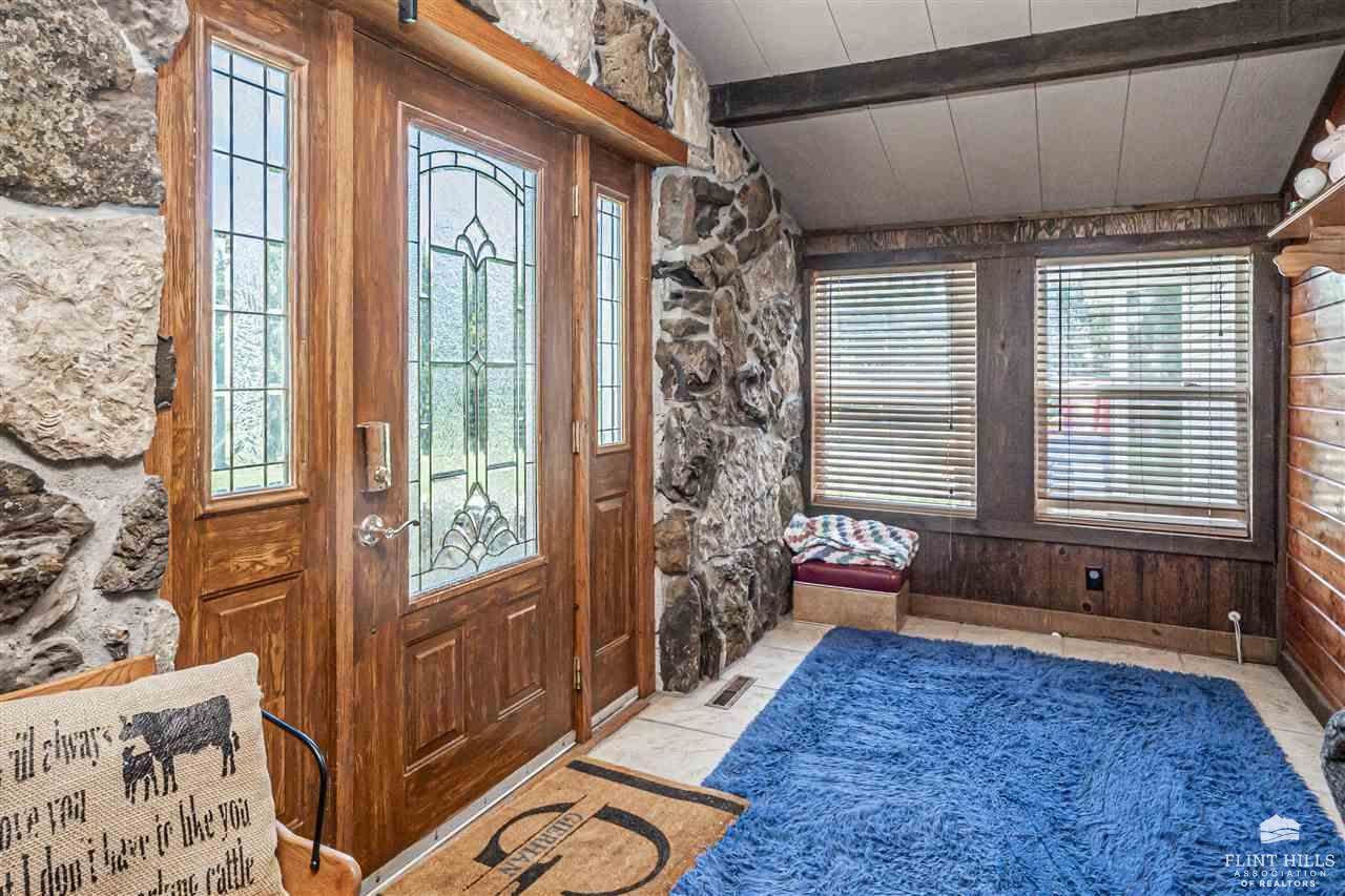 1426 8th Road, Wakefield, KS 67487