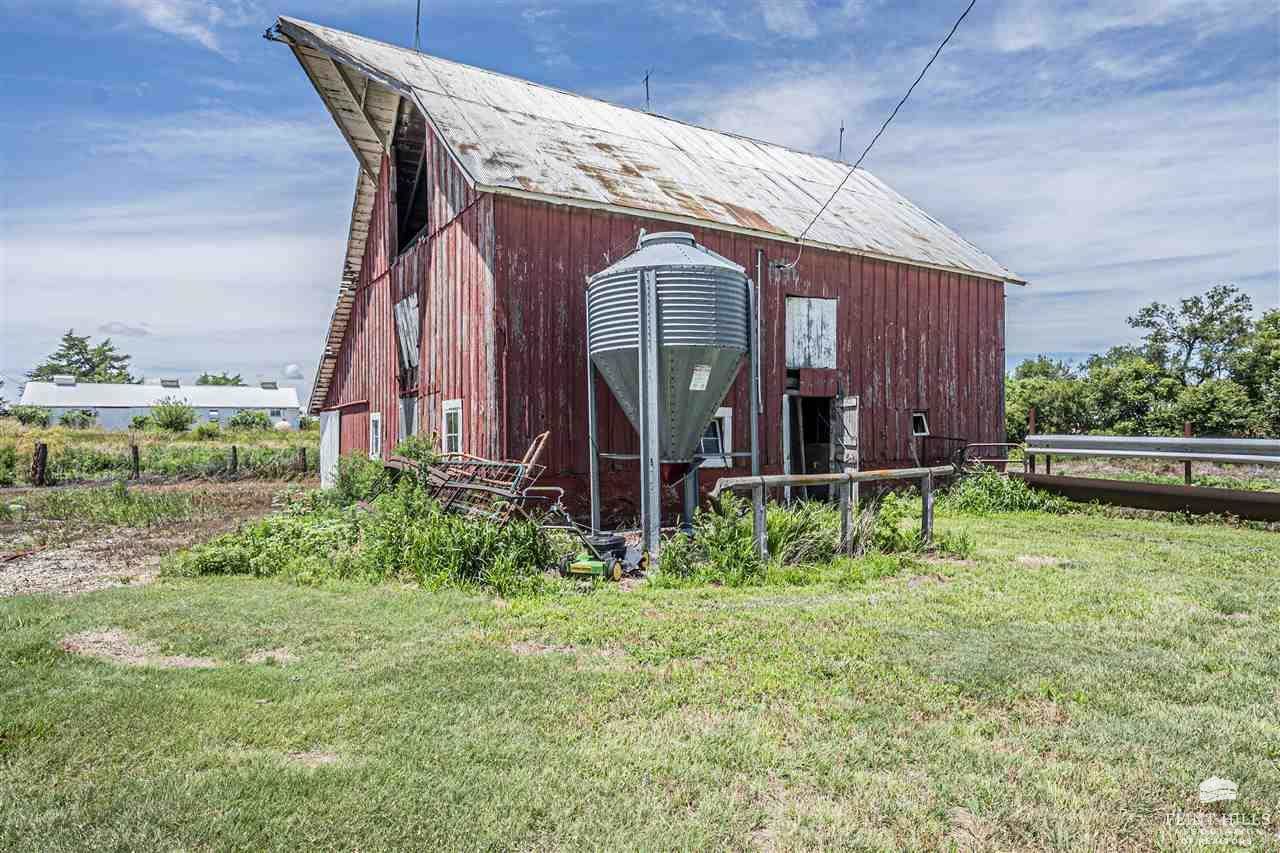1426 8th Road, Wakefield, KS 67487