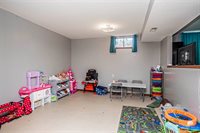 1426 8th Road, Wakefield, KS 67487