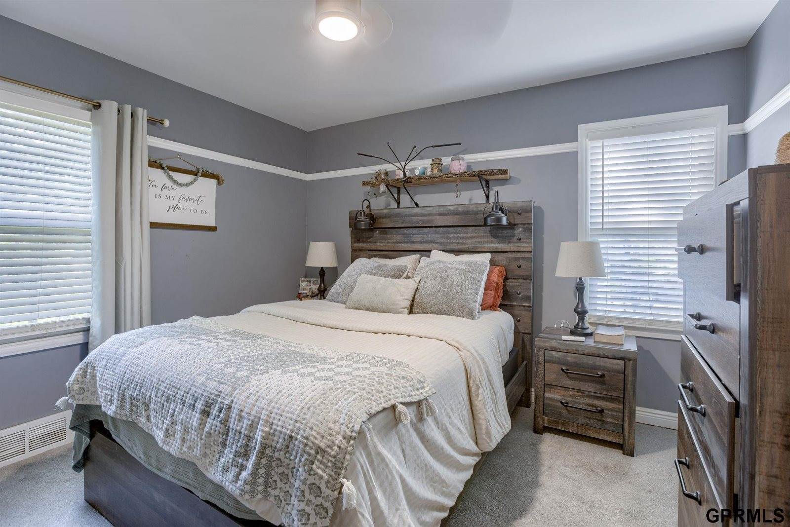 1303 East 4th Street, Fremont, NE 68025