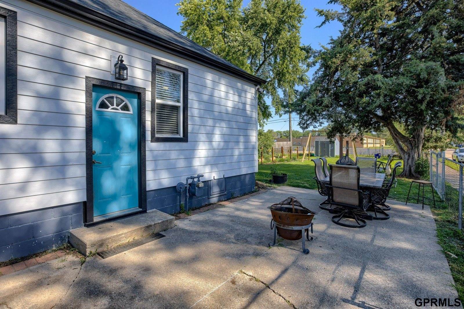 1303 East 4th Street, Fremont, NE 68025