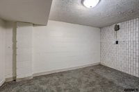 1303 East 4th Street, Fremont, NE 68025