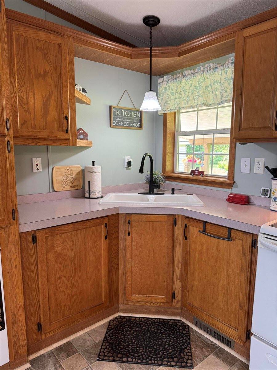 142 Hines Street, Washburn, ME 04786