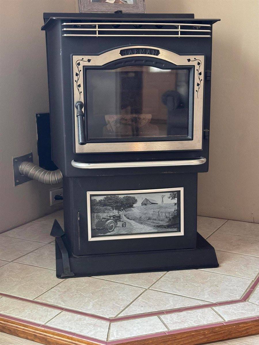 142 Hines Street, Washburn, ME 04786