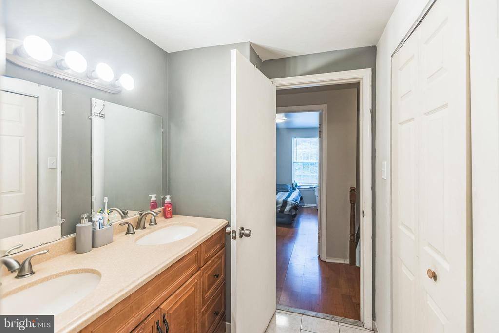 2523 Robinson Place, Waldorf, MD 20602