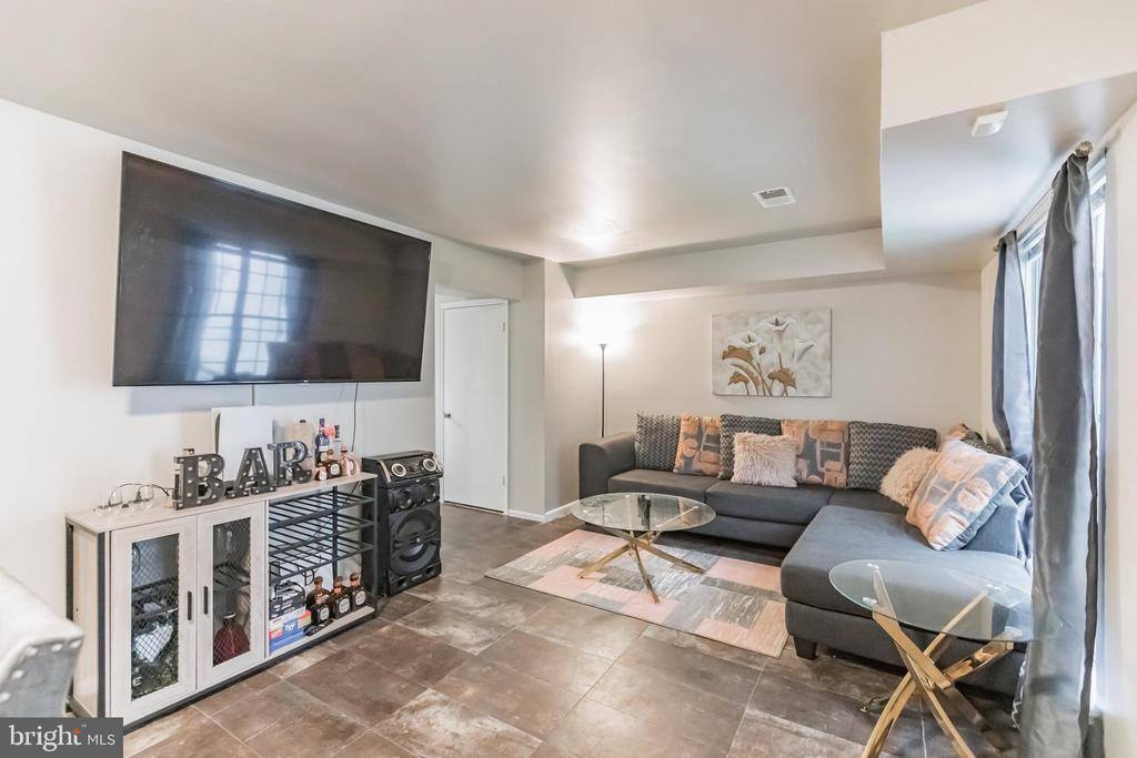 2523 Robinson Place, Waldorf, MD 20602