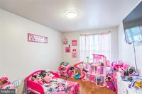 2523 Robinson Place, Waldorf, MD 20602