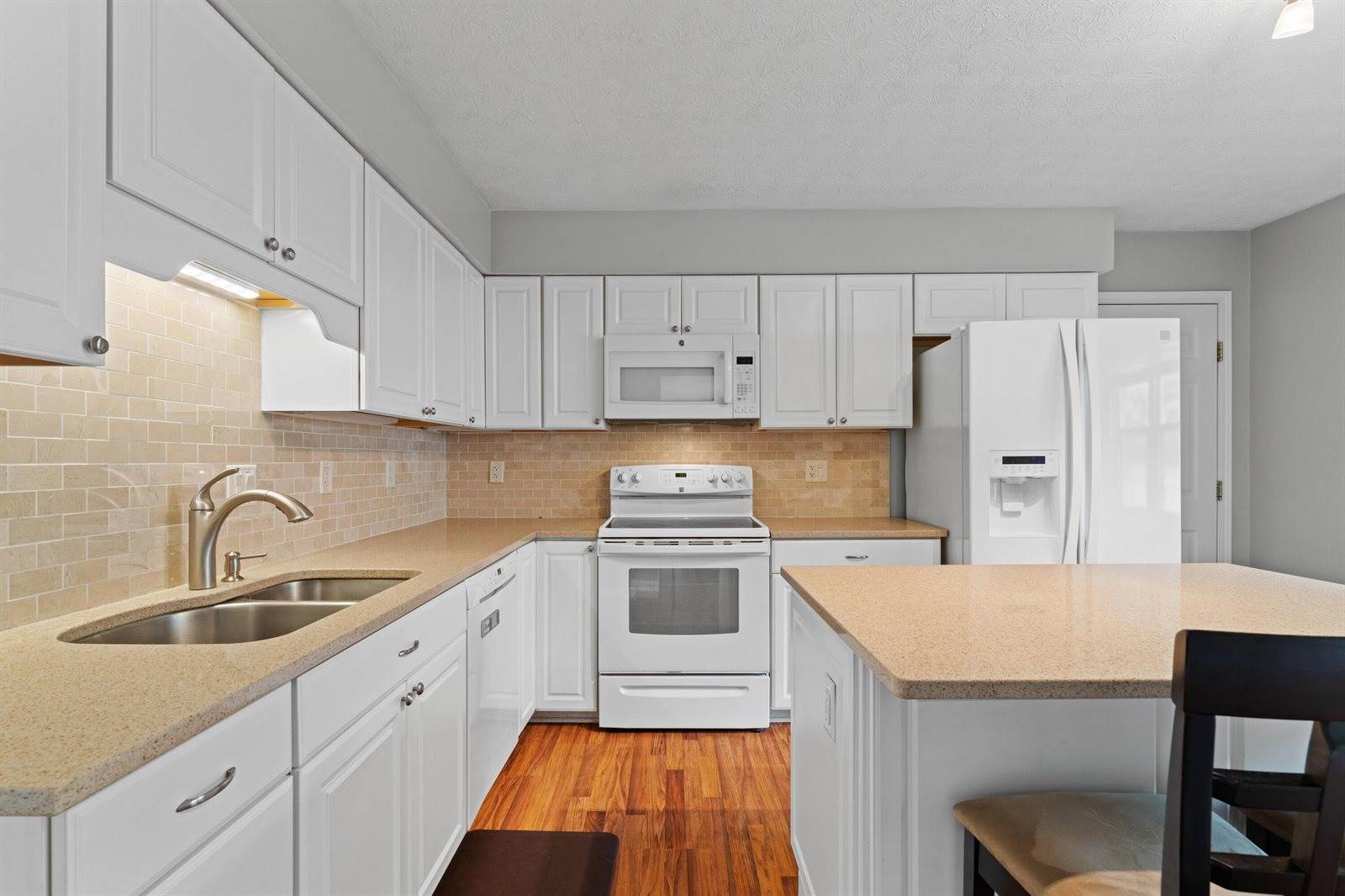 1211 Northport Drive, Columbus, OH 43235