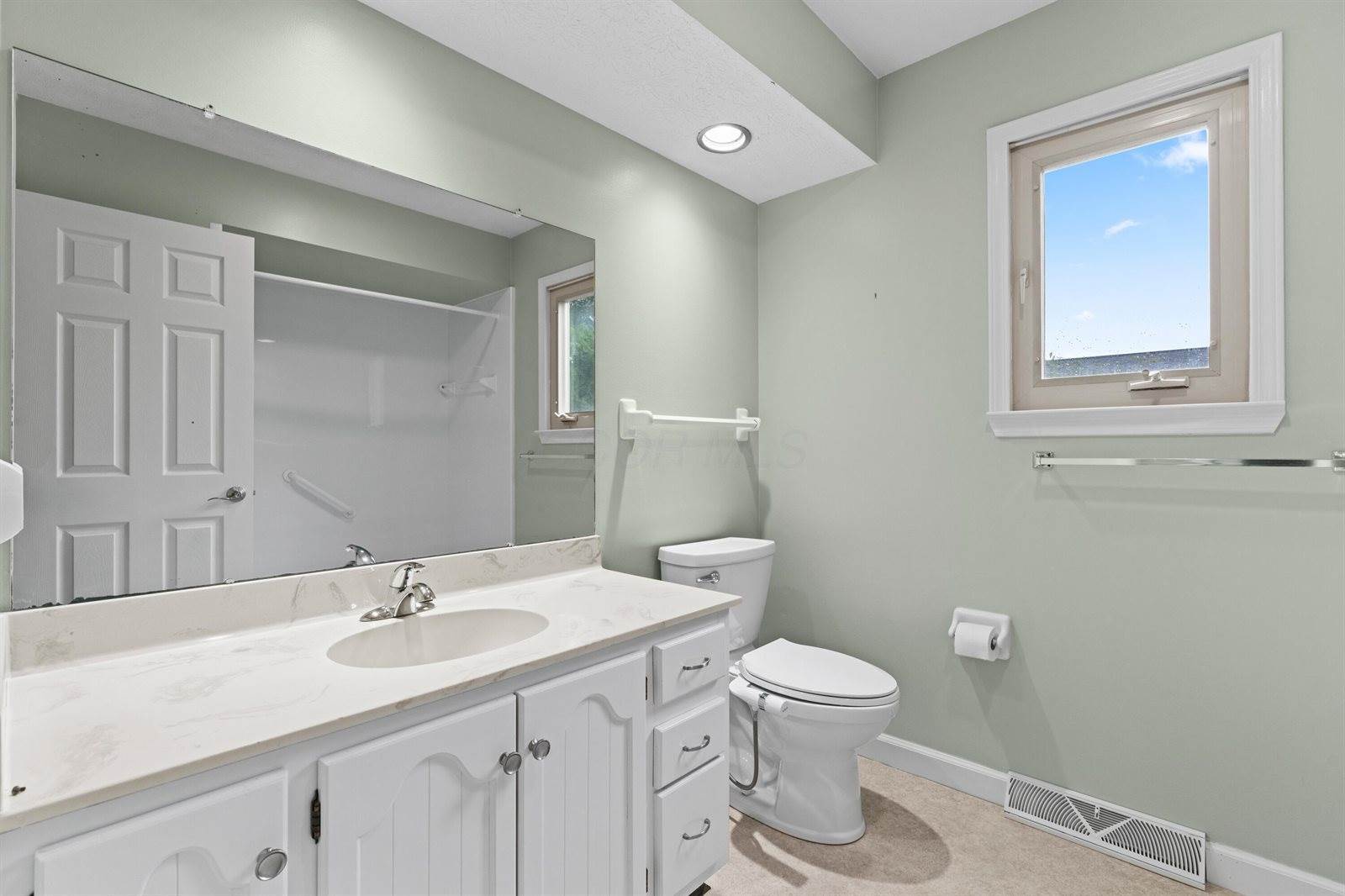 1211 Northport Drive, Columbus, OH 43235