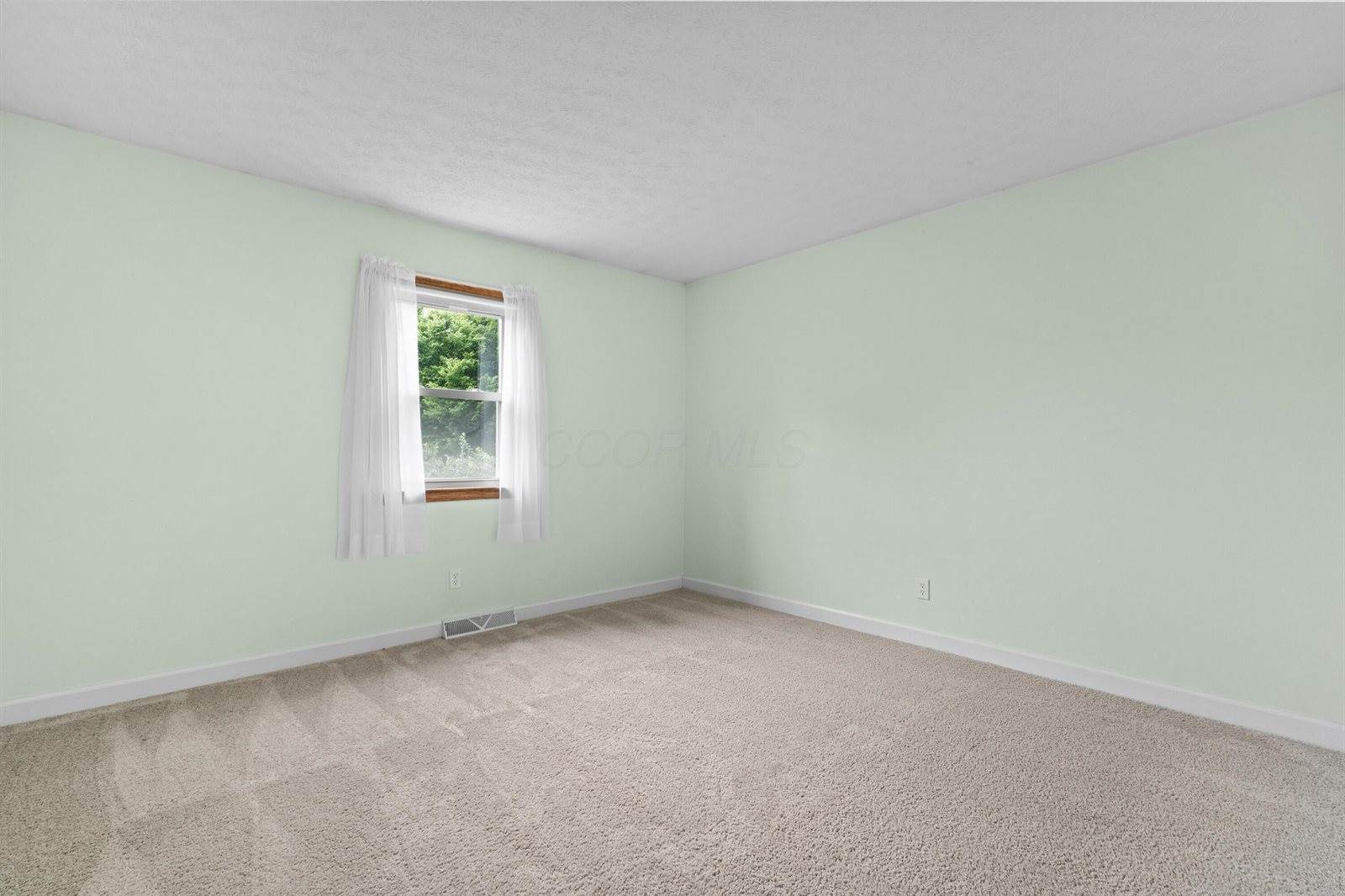 1211 Northport Drive, Columbus, OH 43235