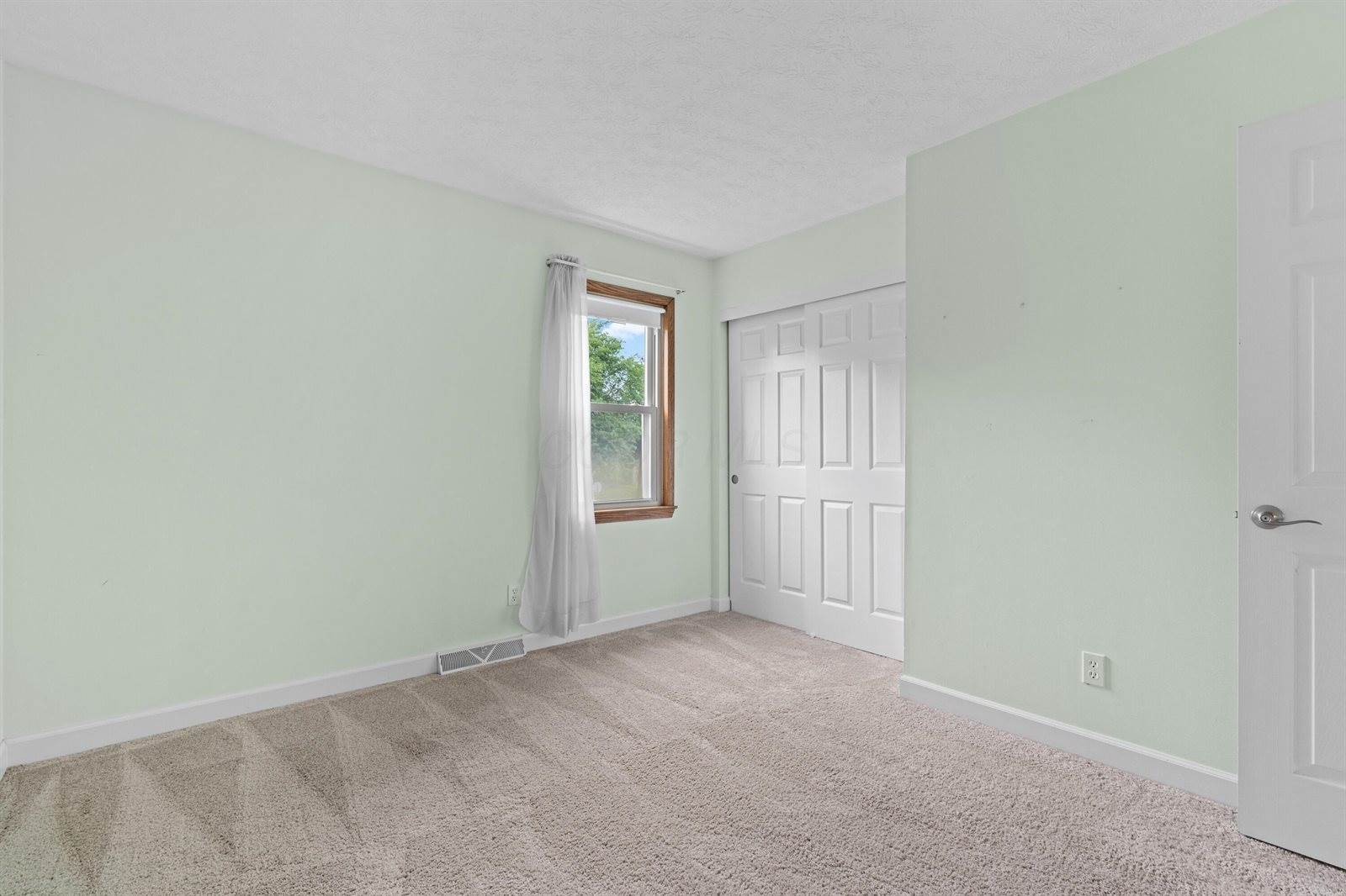 1211 Northport Drive, Columbus, OH 43235