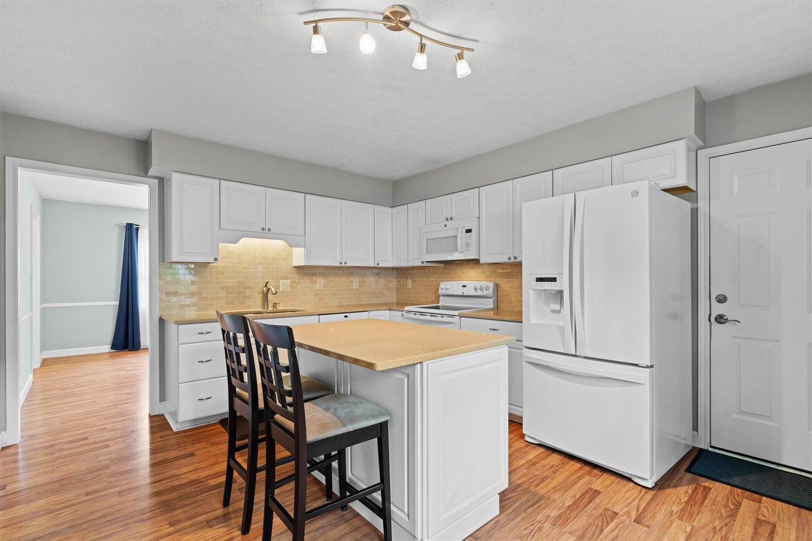 1211 Northport Drive, Columbus, OH 43235