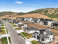 5796 North Valley View Rd, Lehi, UT 84043