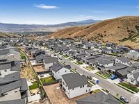 5796 North Valley View Rd, Lehi, UT 84043