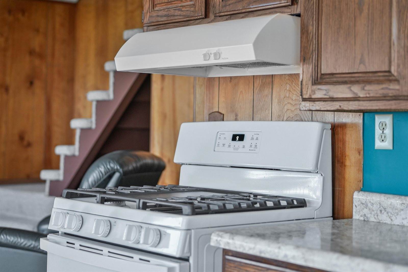 12328 West Shore Drive, Houghton Lake, MI 48629