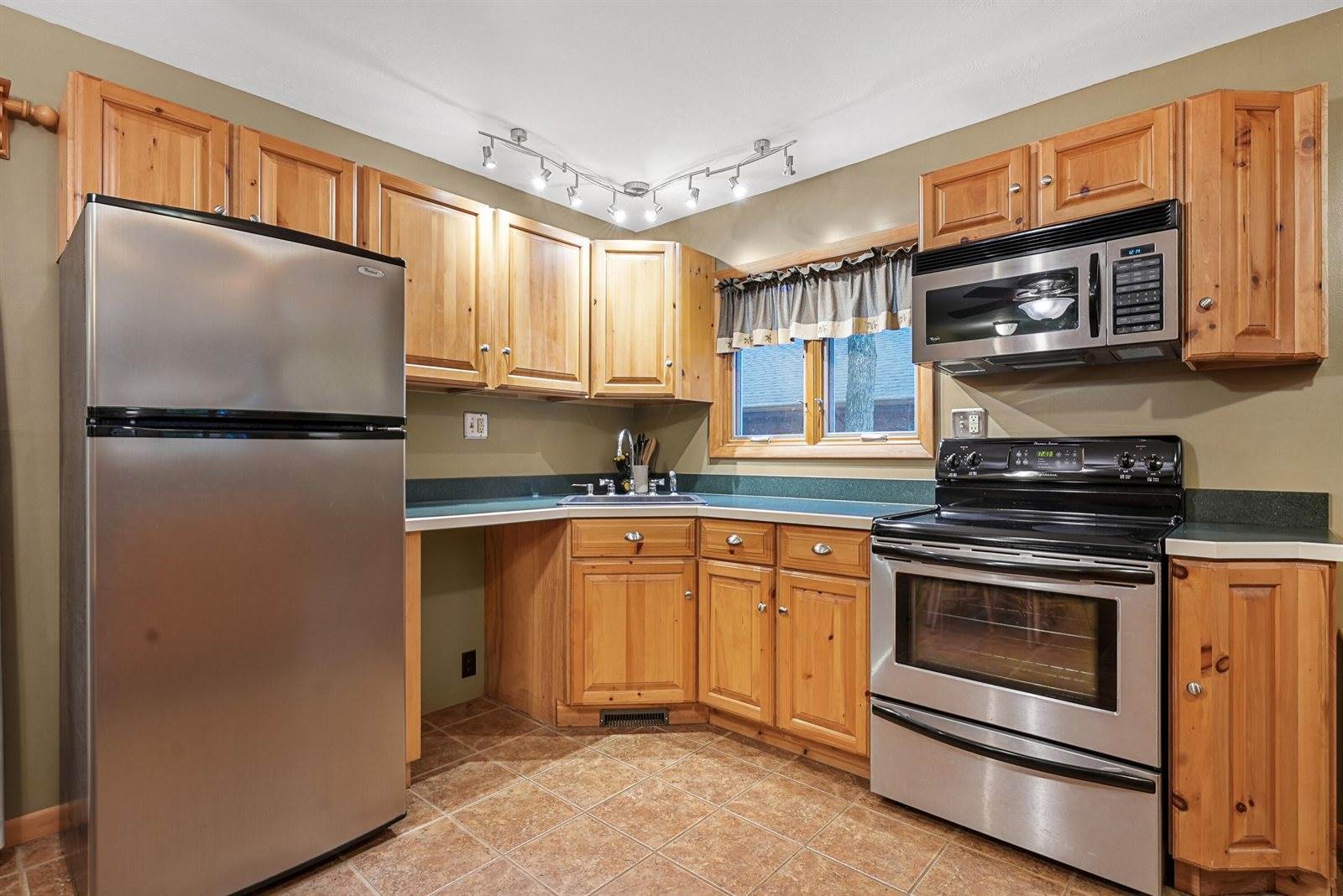 120 Clyde Street, Roscommon, MI 48653