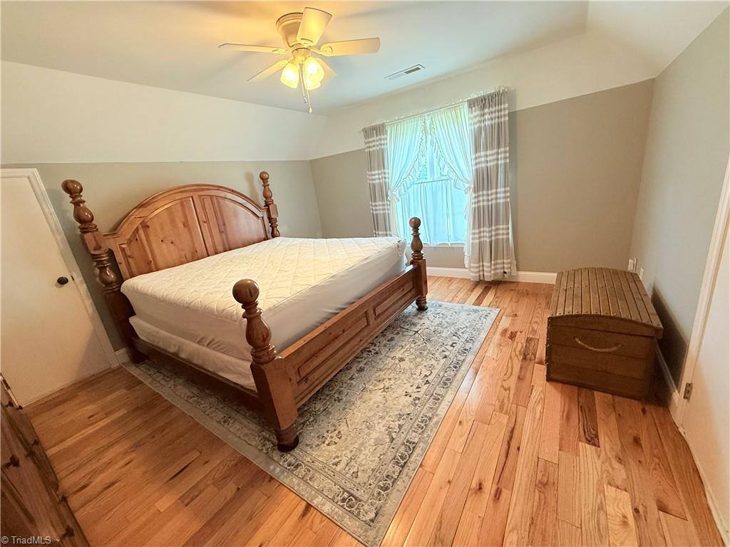 128 North High Field Road, Advance, NC 27006