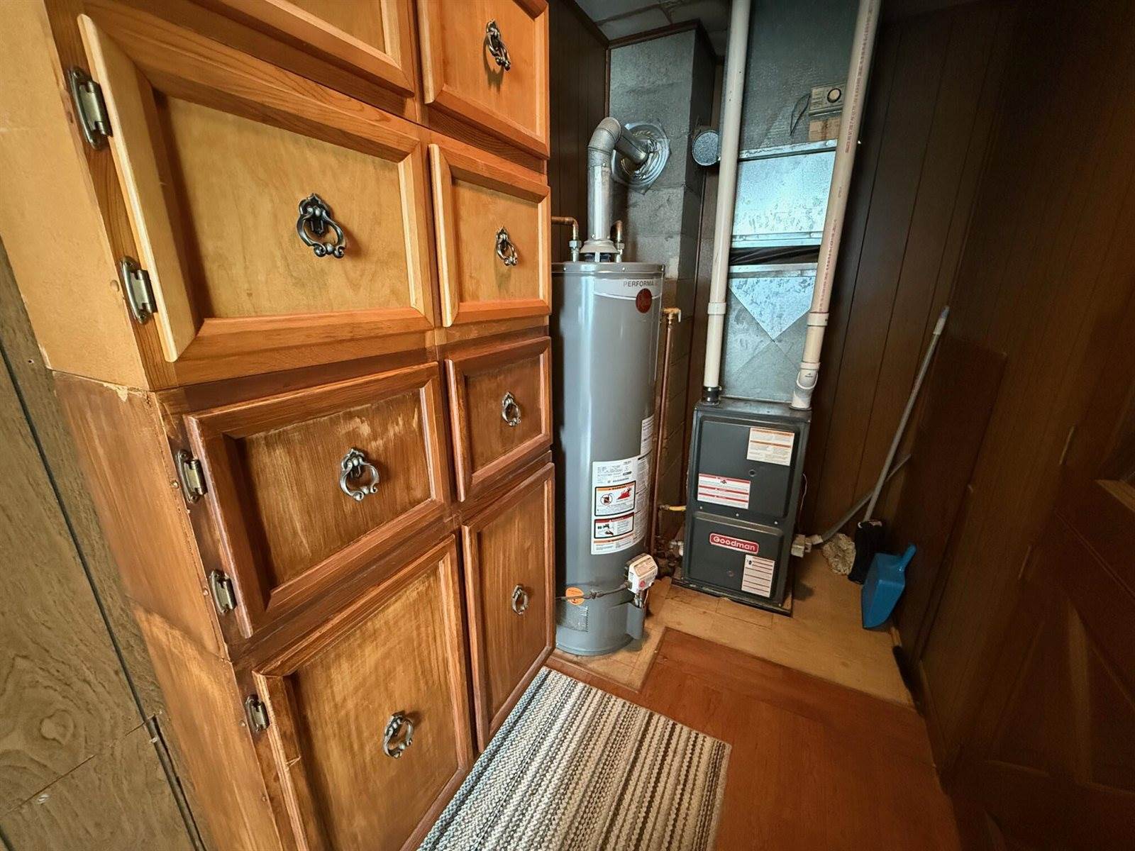 219 Russell Avenue, Houghton Lake, MI 48629