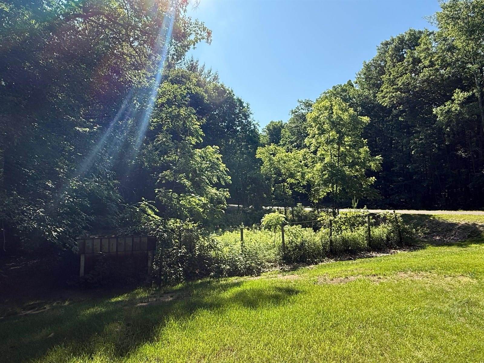 219 Russell Avenue, Houghton Lake, MI 48629