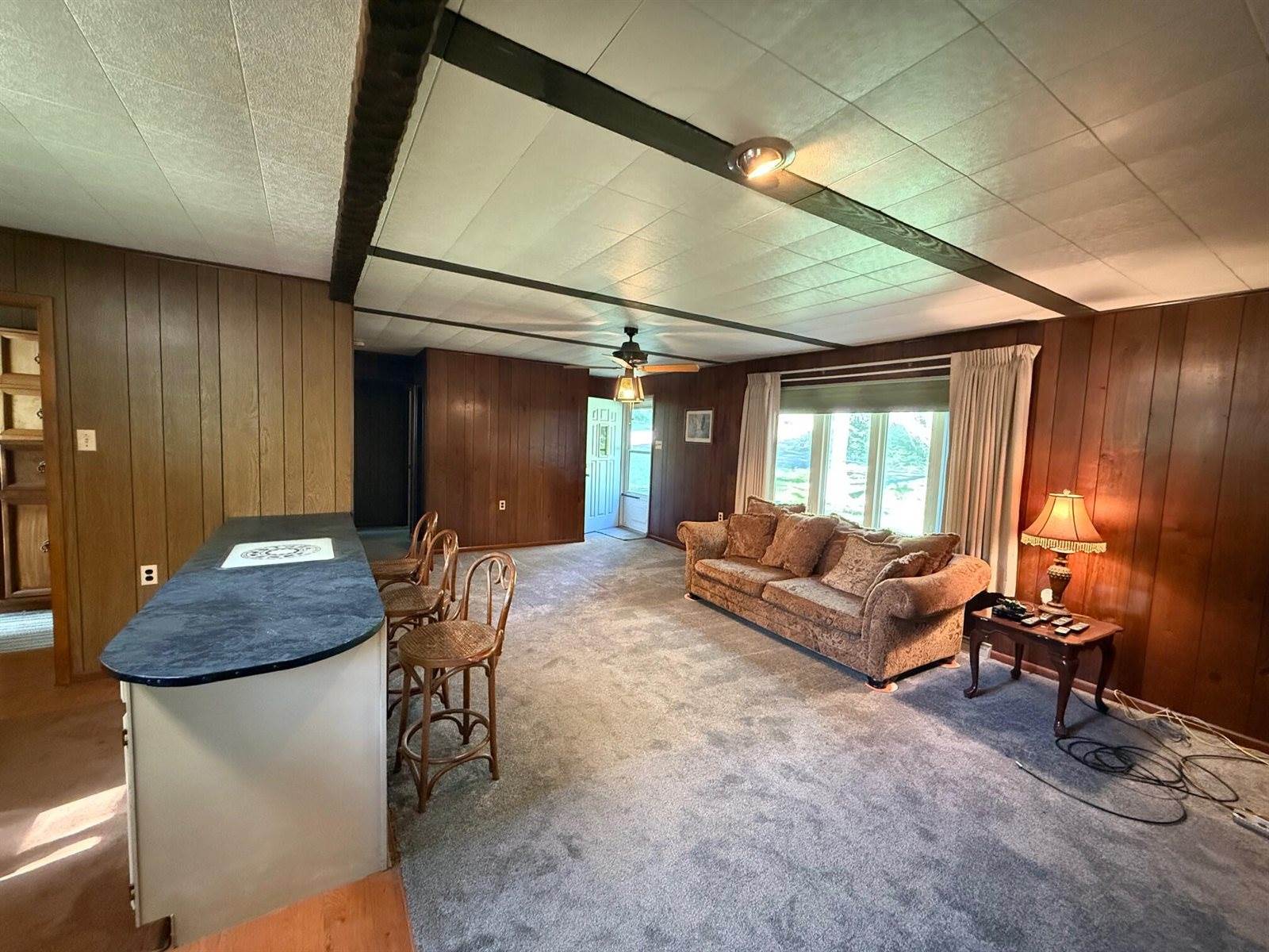 219 Russell Avenue, Houghton Lake, MI 48629