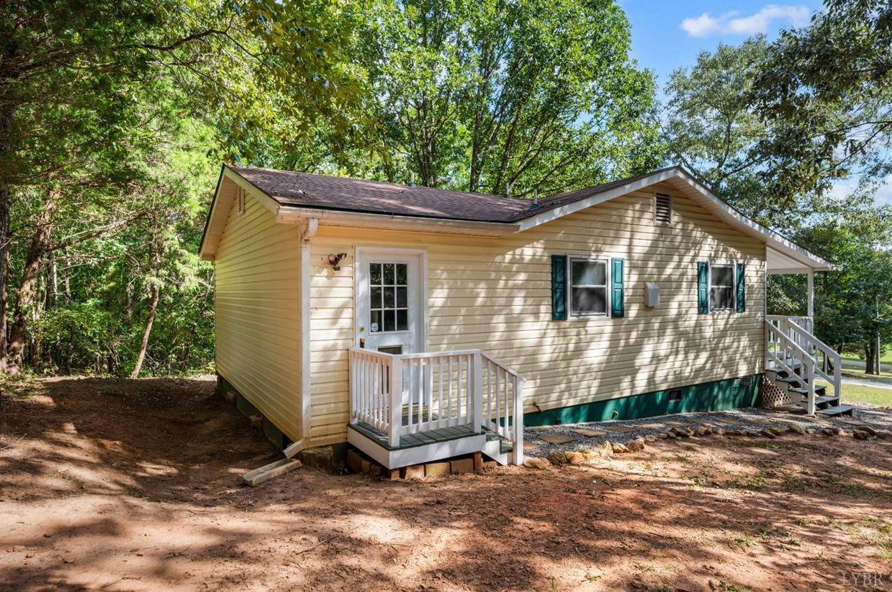 381 Fryingpan Lane, Pittsville, VA 24139