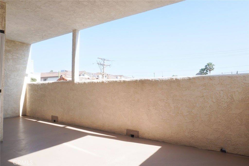 570 West Stocker Street, Glendale, CA 91202