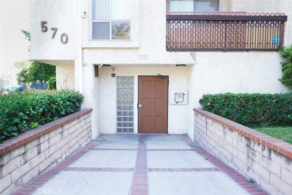 570 West Stocker Street, Glendale, CA 91202