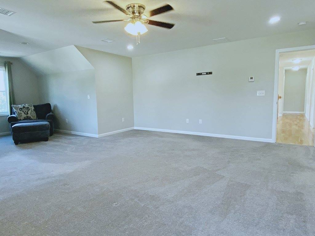 25 Damato Way, Agawam, MA 01001