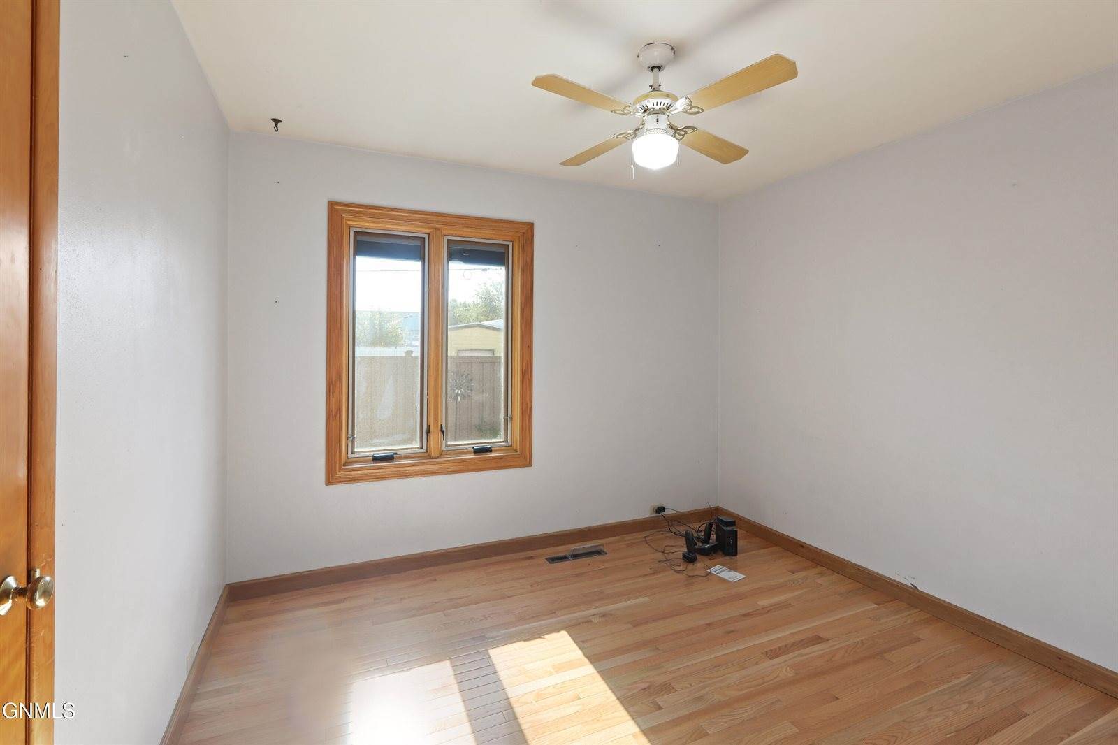 504 15th Avenue West, Williston, ND 58801