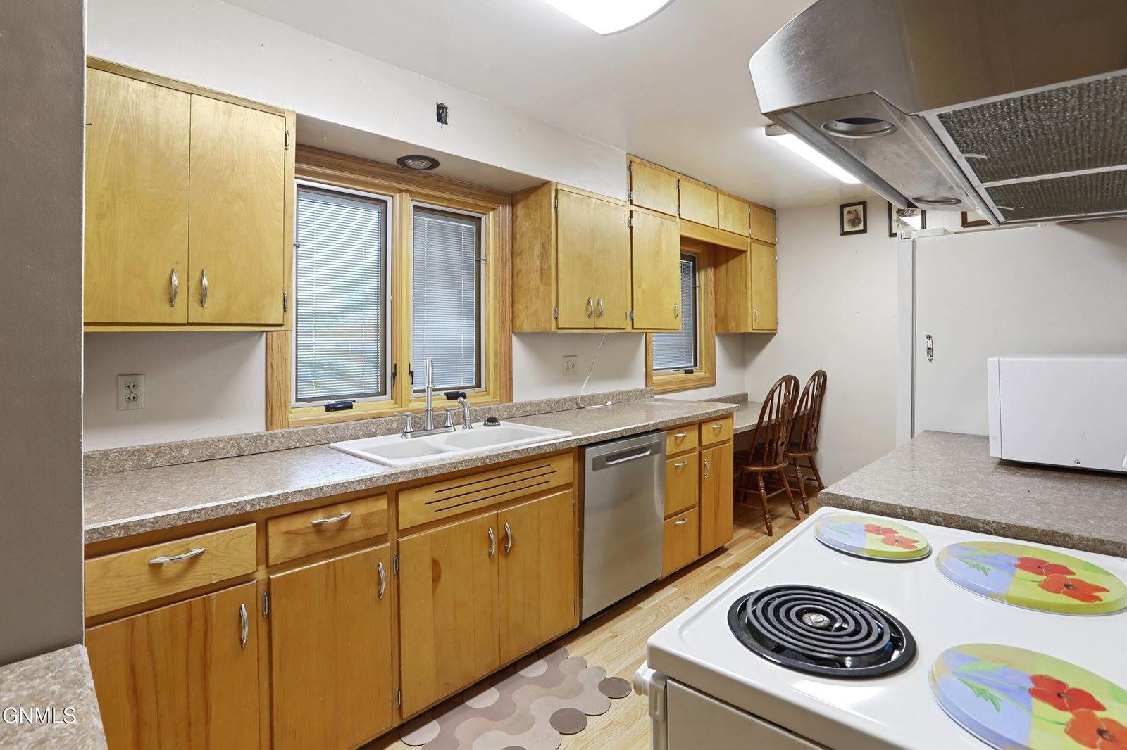 504 15th Avenue West, Williston, ND 58801