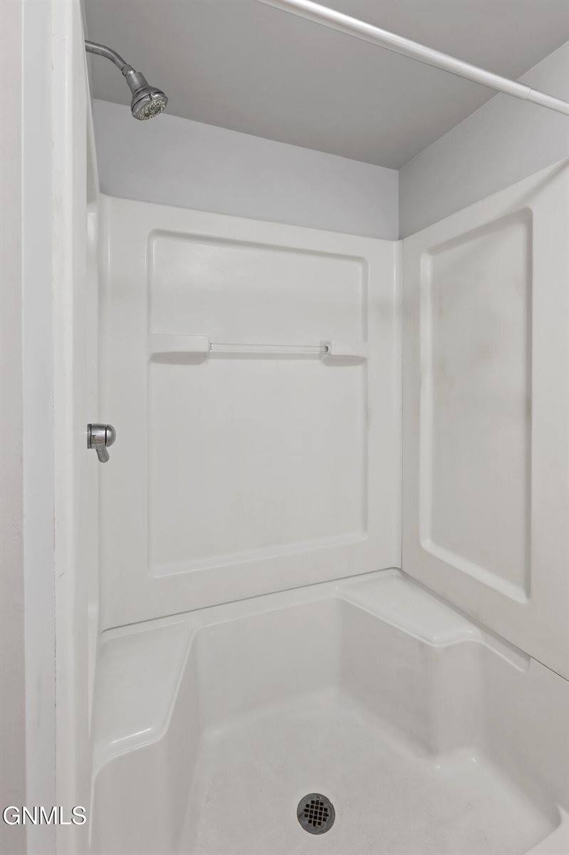 504 15th Avenue West, Williston, ND 58801