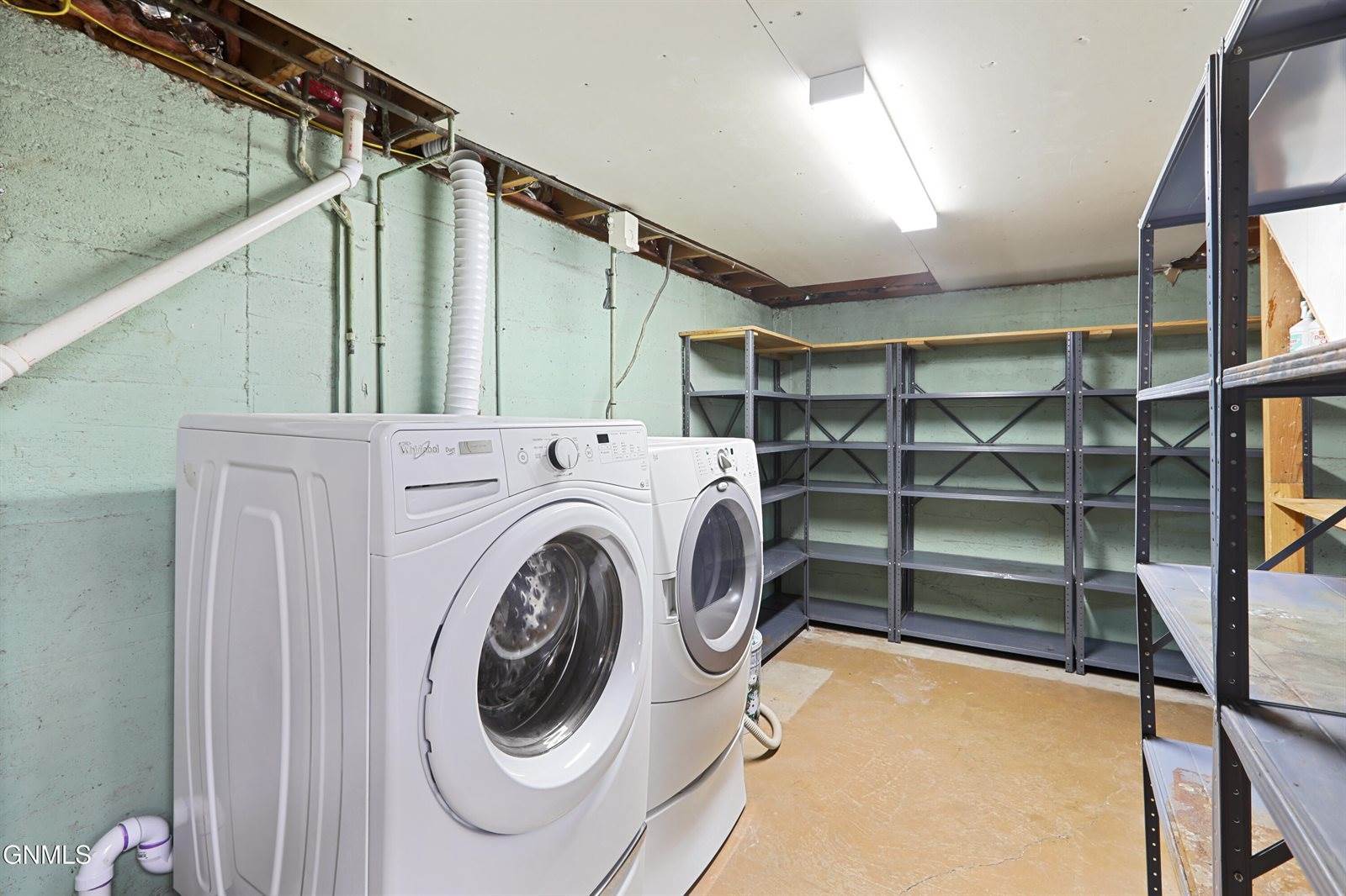 504 15th Avenue West, Williston, ND 58801